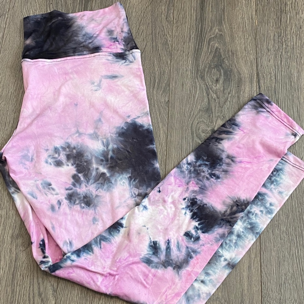 Soft tie dye leggings